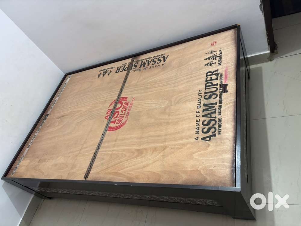 ️ Single Diwan Bed for Sale – Premium Sagwan Wood with Storage