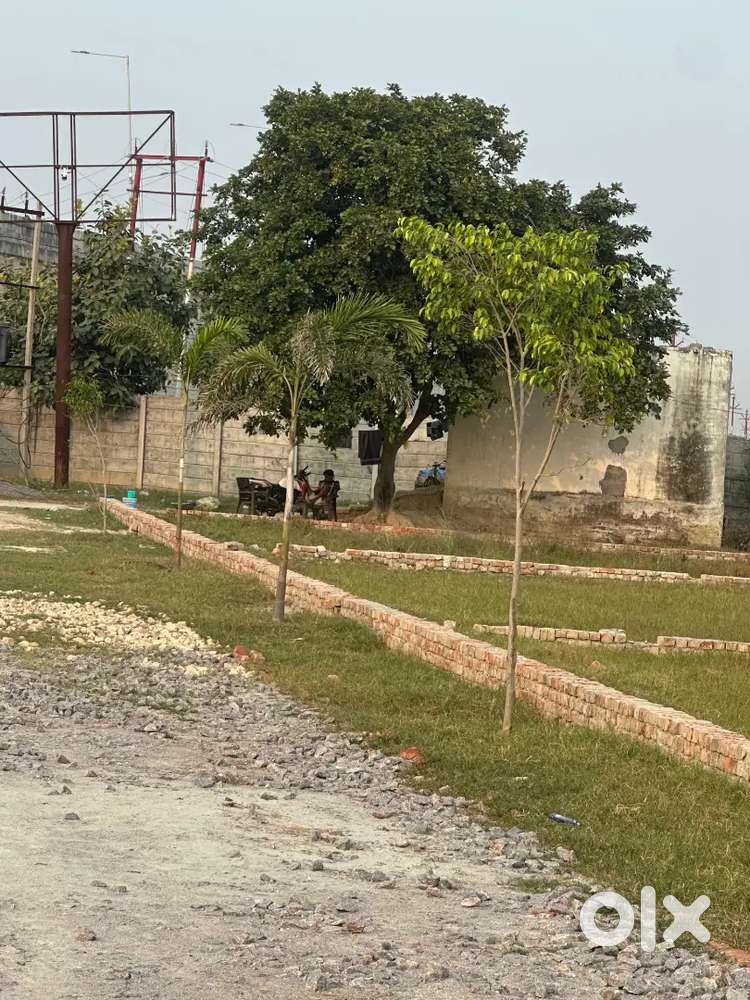 आउटर रिंग रोड सर्विस रोड से जुड़ा रजिस्ट्री रेडी प्लॉट।