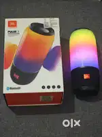 JBL Pulse 3 Bluetooth Speaker