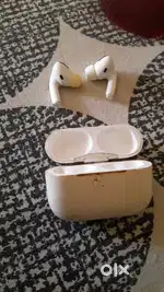Apple airpods pro 1st gen