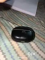 TWS headphones in good condition