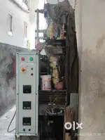 Liquid pouch packing machine