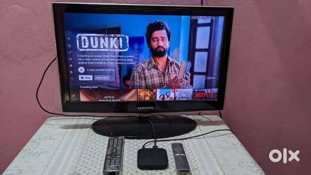 Samsung 26inch LED TV with 4k MI box