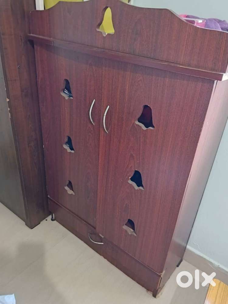 Beautiful Wooden Pooja Stand / Mandir – Perfect for Home Temple Setup