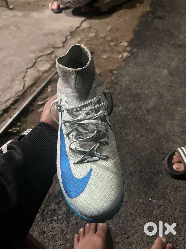 Nike futsal shose 6size