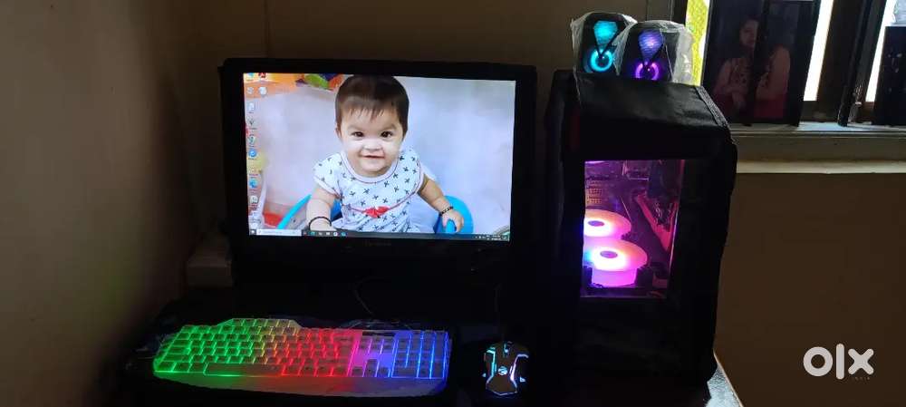 Desktop computer zebronic cabinet