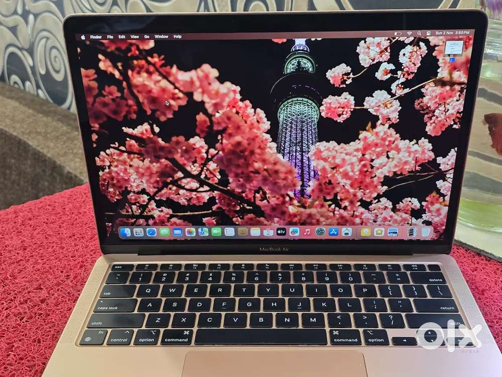 M1 Air 2022 Rose Gold  Macbook 8gb 256gb SSD 13inch Retina Touch iD