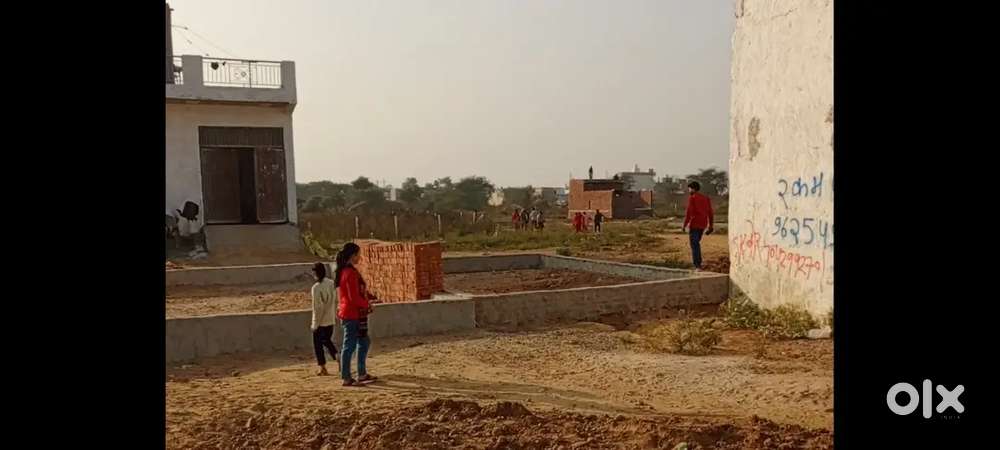 Maruti Kunj near plot Gurgaon