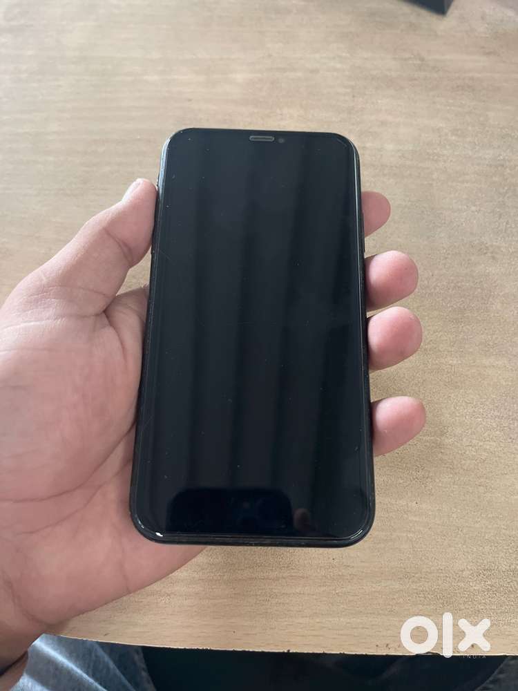 I Phone XR