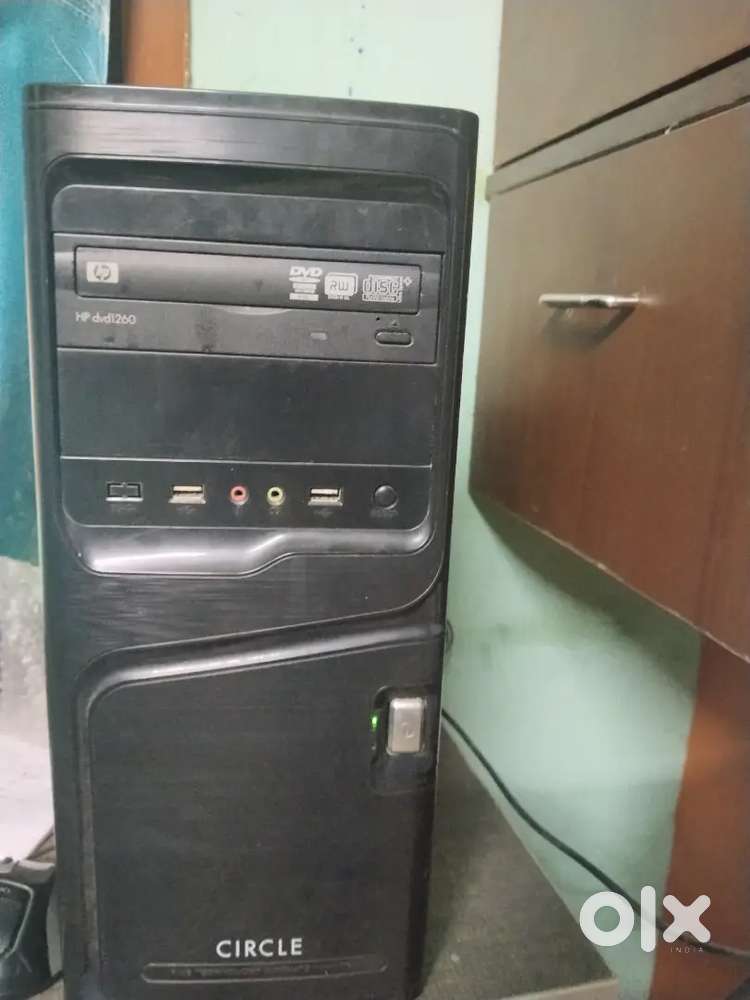 Selling hp brand pc along with a zerobonics keyboard and mouse