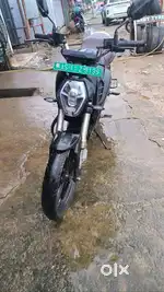 Revolt RV 400