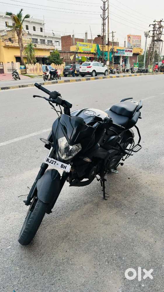 Pulsar Ns 160 Fresh condition