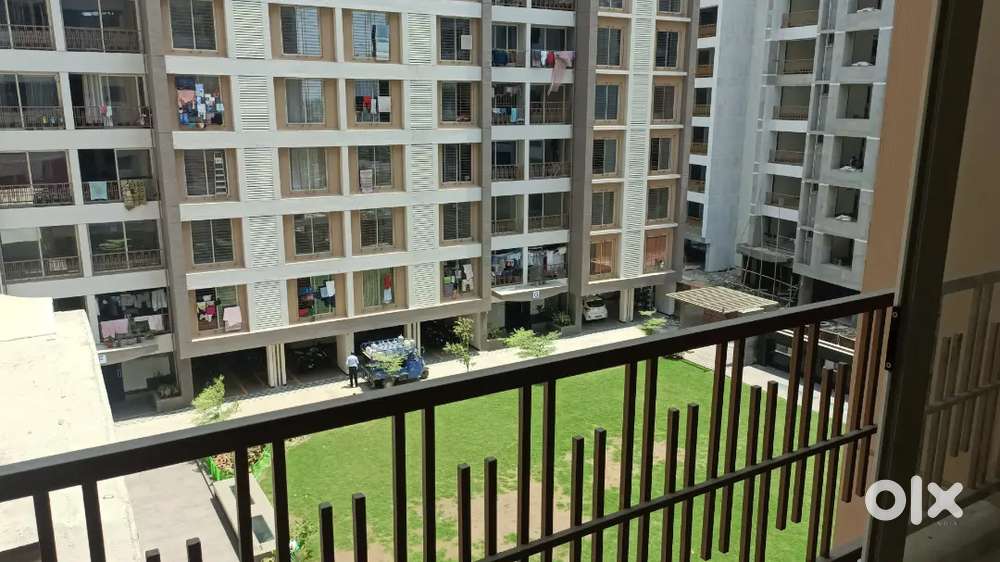 2BHK FLAT On Rent In Green Tulip Residency JAHANGIRABAD CANAL ROAD.