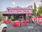 Waiter job
