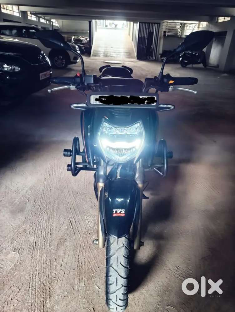 Well maintained Bike And it's showroom track service