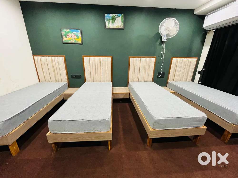 2nd Home Luxurious Boys PG