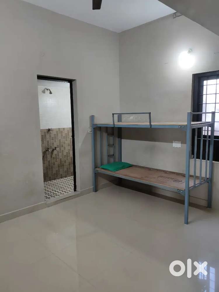 HOUSE FOR RENT IN THAMMANAM, 1bhk, 2bhk, single room with Bathroom