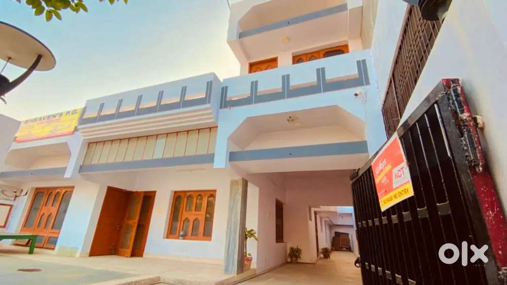 Heavens pg & guest house