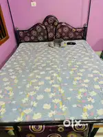 King size bed -11 months old
