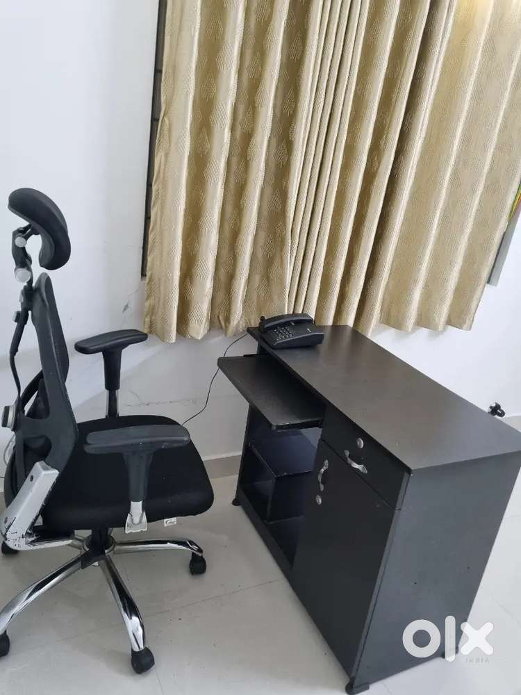 Computer Table with Chair