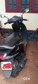 Honda Activa i good condition new battery