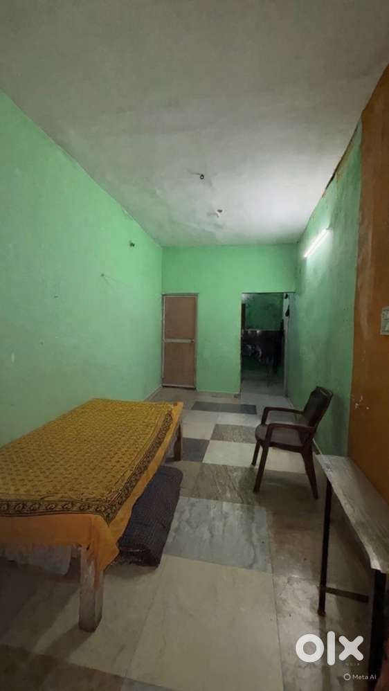 1 Badroom 1 bathroom 1 kicthen 24 hours water supply