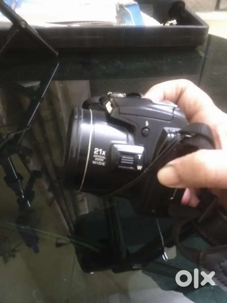 Nikon coolpix L120 14.1 MP VR Digital  camara