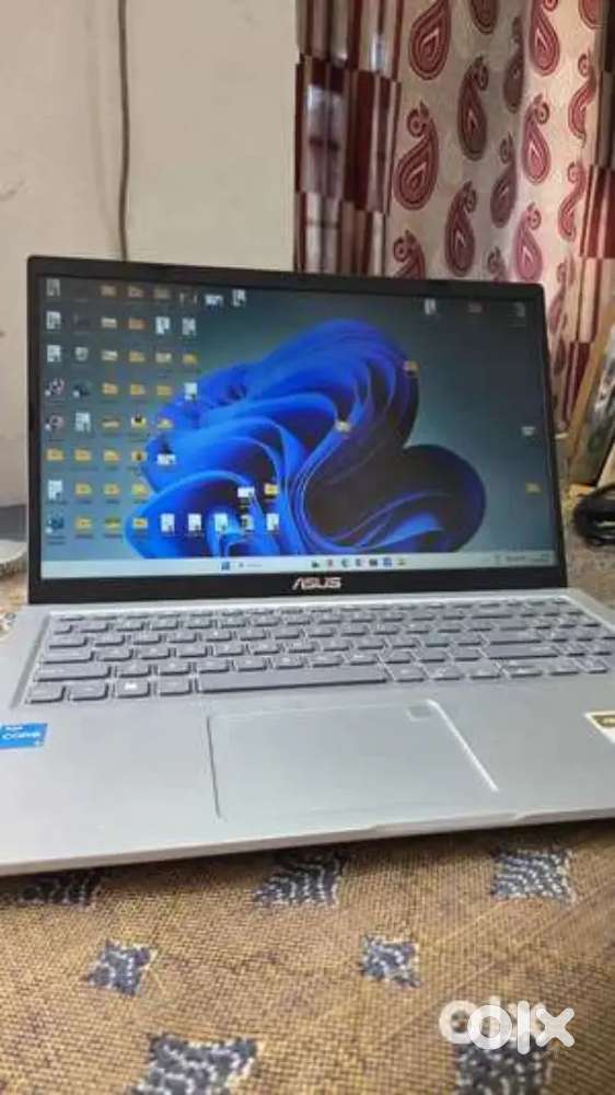 Asus book laptop superb condition i3 11 gen fingerprint scanner