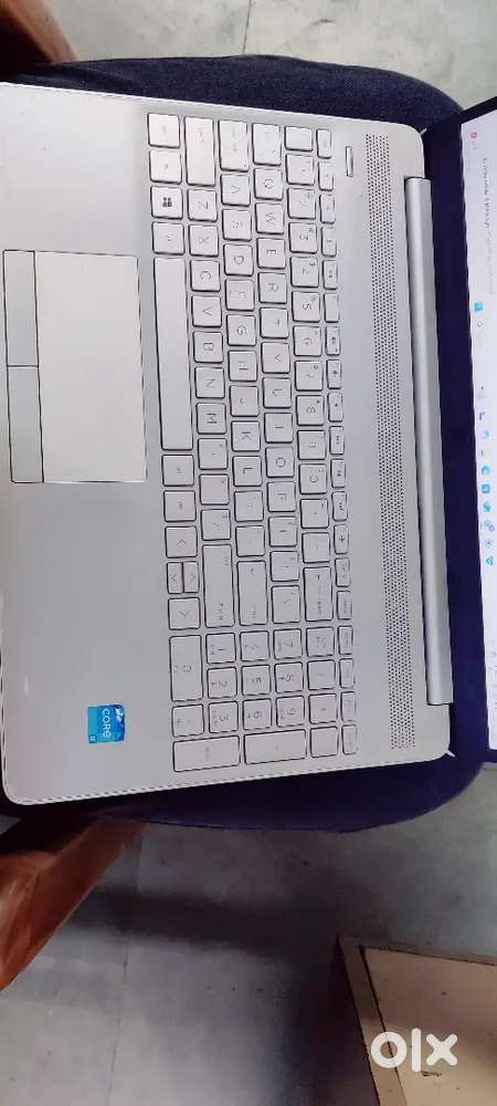 ASUS VIVOBOOK 17