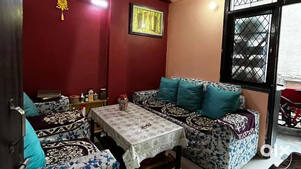 Ready-to-Move 3BHK Flat – Metro- 4 min, Bus Stand- 2 min, @ ₹42 Lakh