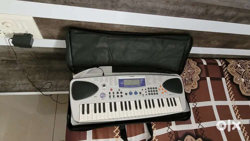 CASIO MA-150 keyboard
