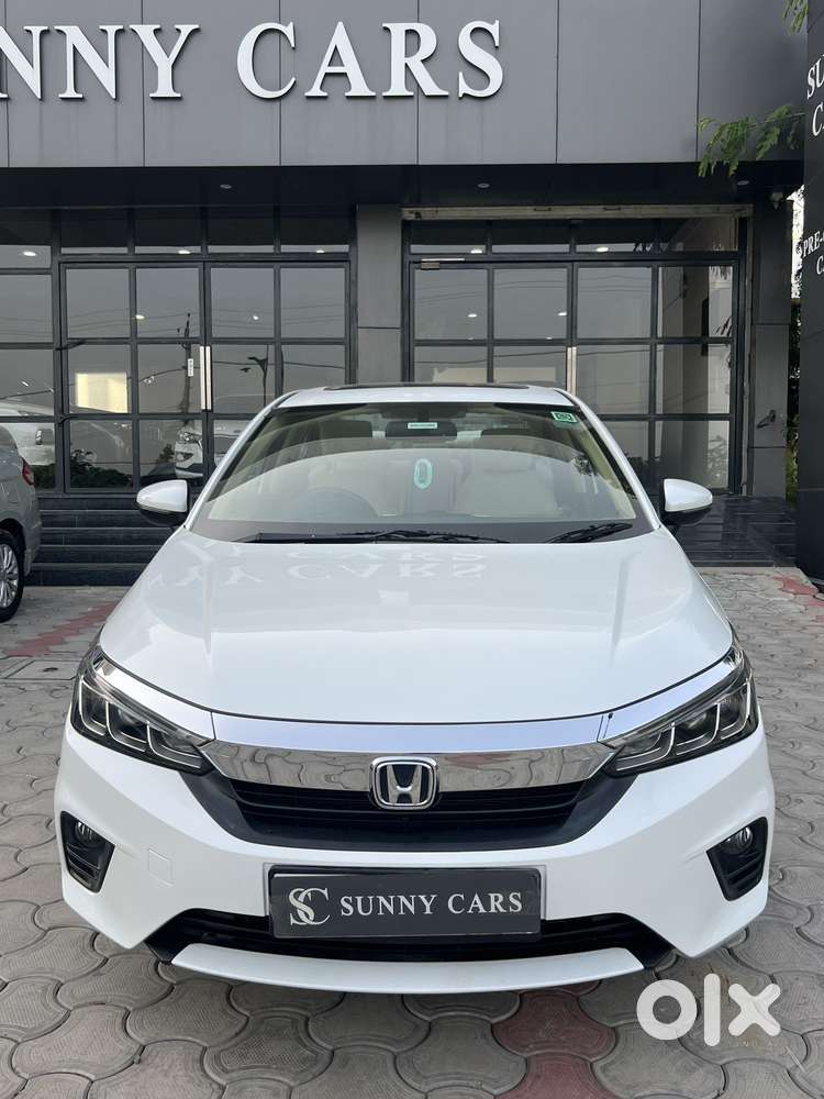 Honda City V MT Sunroof, 2022, Petrol