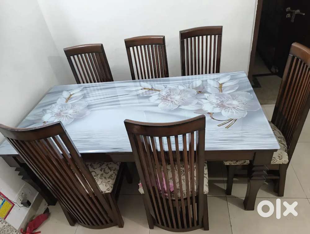 Dinning table