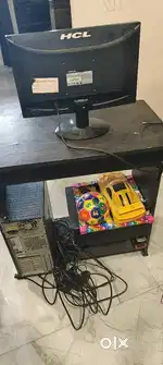 Computer table With Dekstop Computer