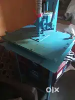 Scurber packing machine with two panel plus die