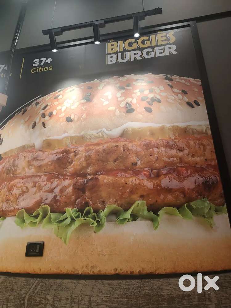 Biggies Burger full time job