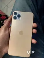 I phone 11 Pro max 64 gb Golden colour