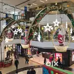 Shopping mall jobs for fresher candidate Required