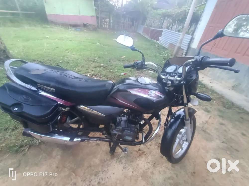 Bajaj platina