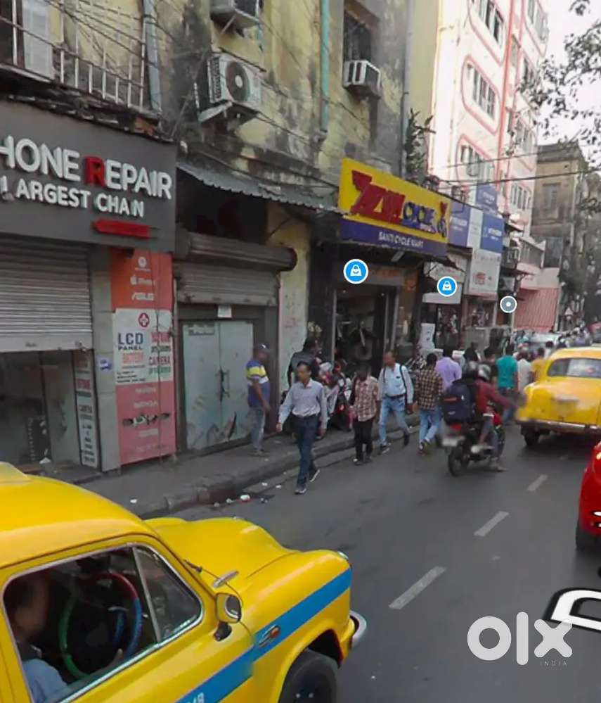 Prime main road showroom for rent near bara bazar