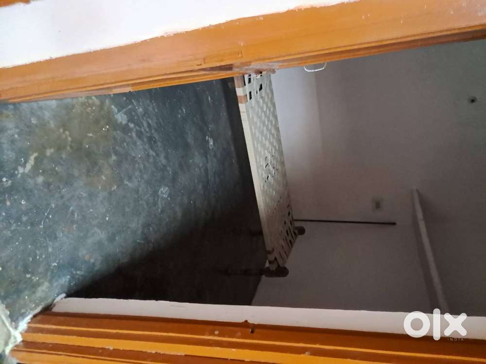 ROOM FOR RENT FOR SMALL FAMILY