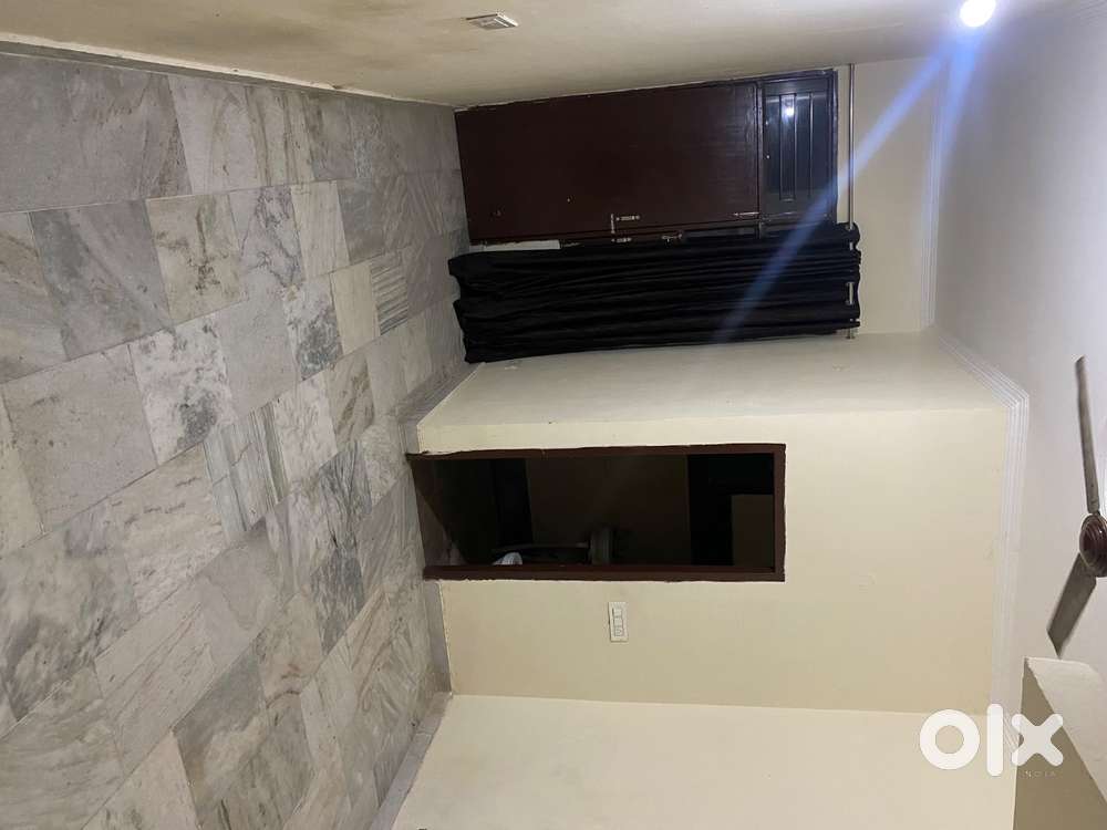 One room set in nayagaon