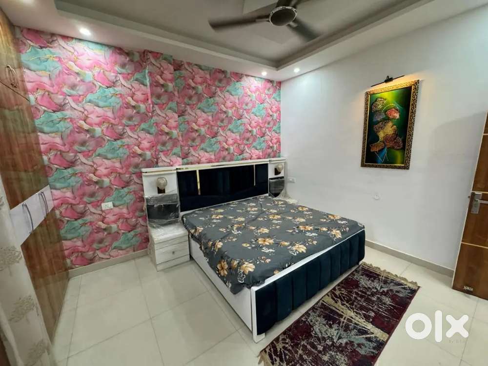 2 bhk Super luxury flat in central Noida sector 73