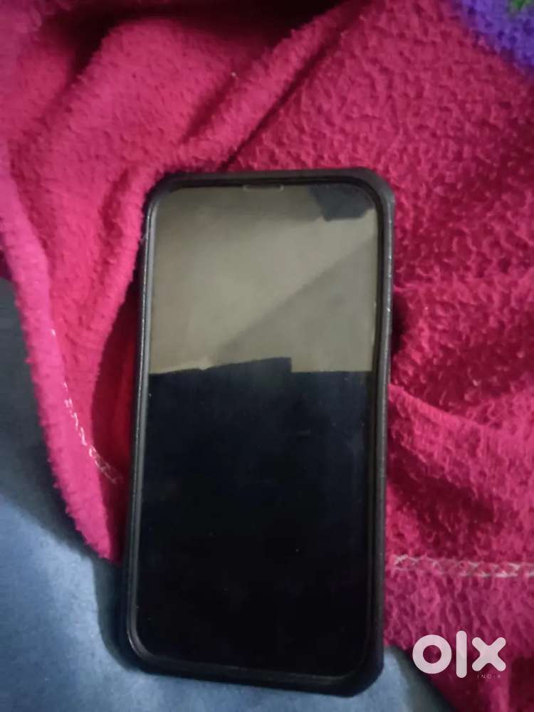 iPhone 13 green colour