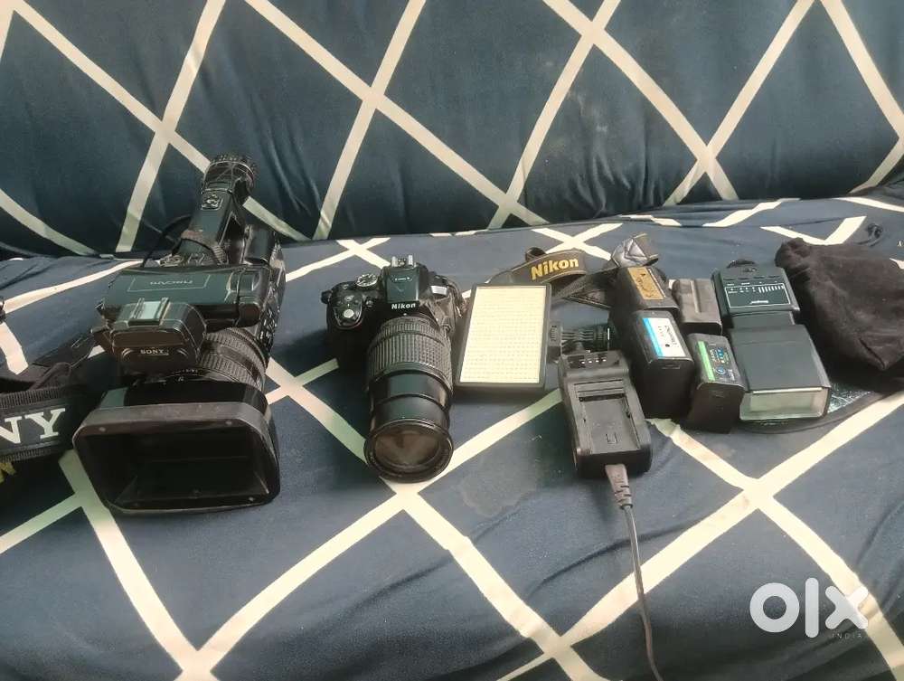 Sony nx1 and Nikon D5300 full kit