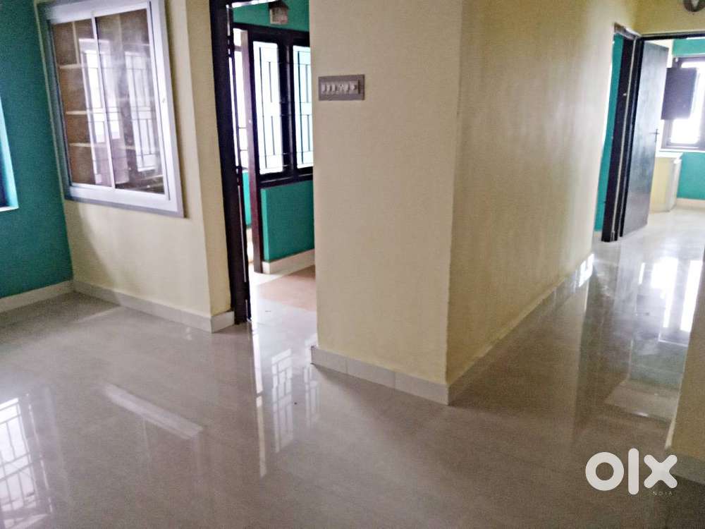 2 bhk Flat rent. Near Punkunnam Junction and Hari Sree School.