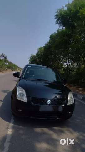 Maruti Suzuki Swift 2006 Petrol 98000 Km Driven