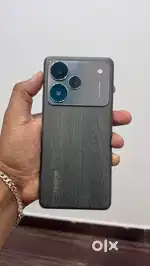 Realme P4 Pro 5G (Dark Oak Wood, 256 GB) (8 GB RAM)
