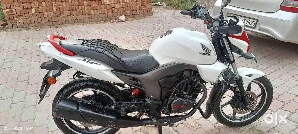 Urgent Sale HONDA CB TRIGGER 150CC