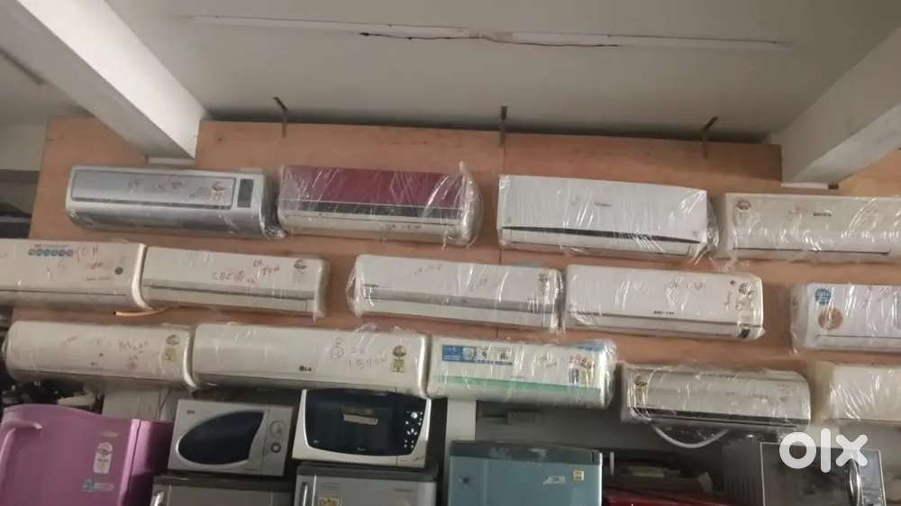 Second hand ac showroom +/+